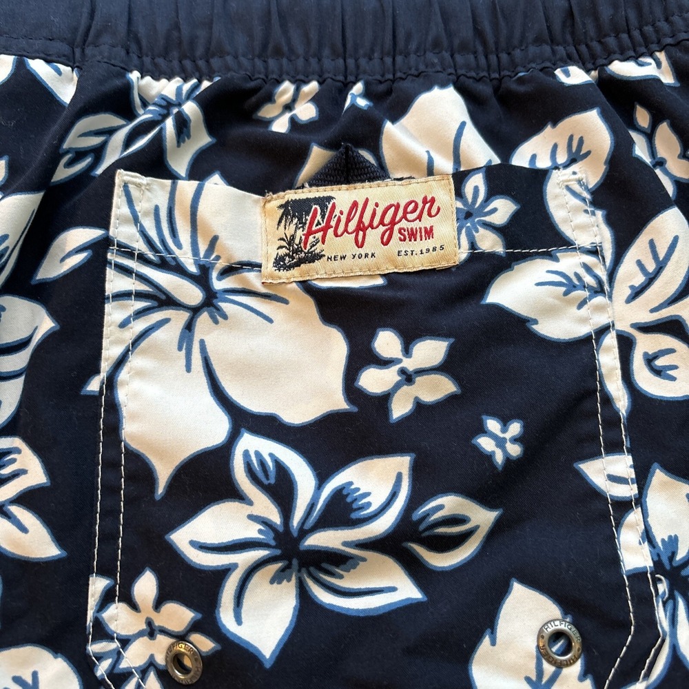 Tommy HilfiMen's Board Shorts Swimming Trunks Sz XL Blue Hawaiian Floral Pockets